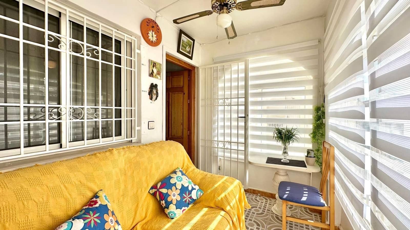 2 Zimmer Bungalow zu verkaufen in Torrevieja mit Pool - 132.900 € (Ref: 10005110)
