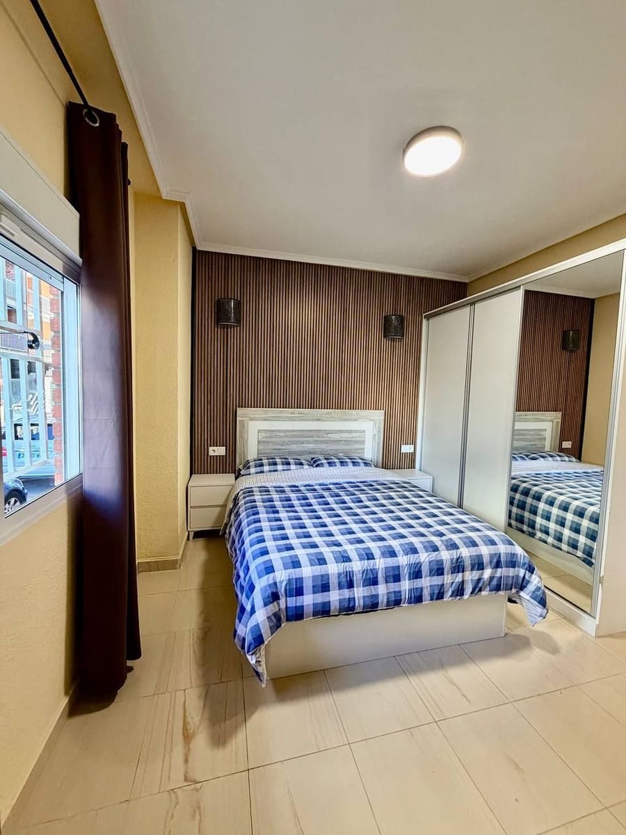 3 soveværelse Lejlighed til salg i Torrevieja - € 230.000 (Ref: 10005112)