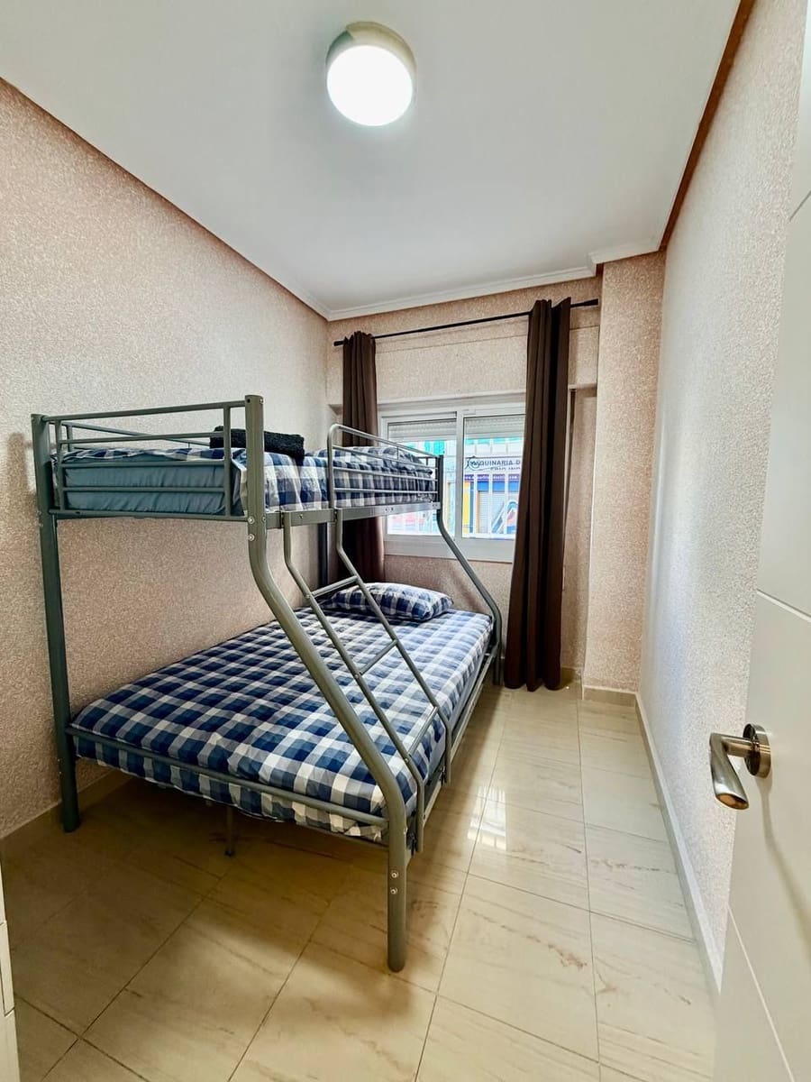 3 soveværelse Lejlighed til salg i Torrevieja - € 230.000 (Ref: 10005112)