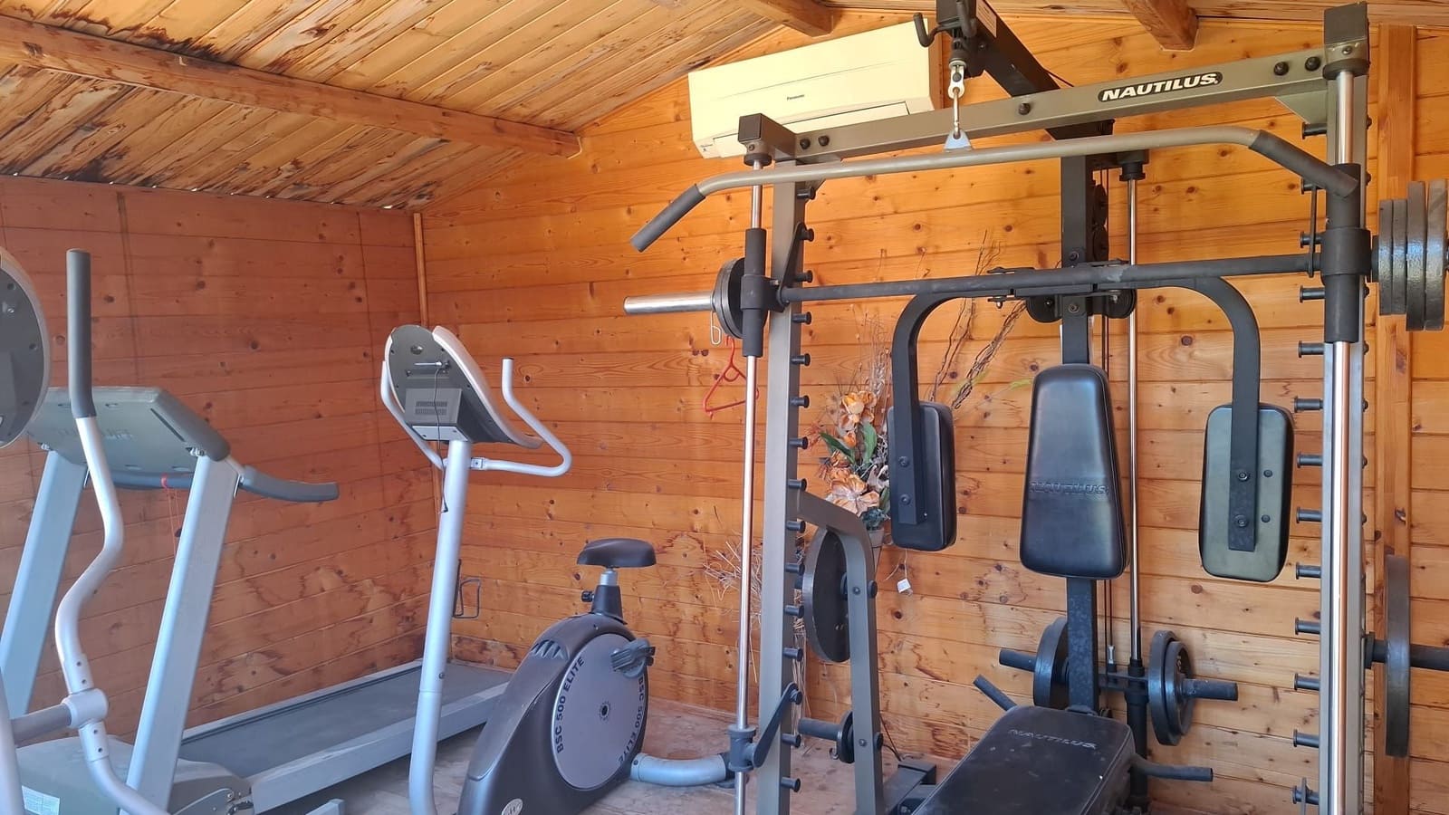 4 quarto Moradia para venda em Finestrat com piscina garagem - 1 050 000 € (Ref: 10005116)