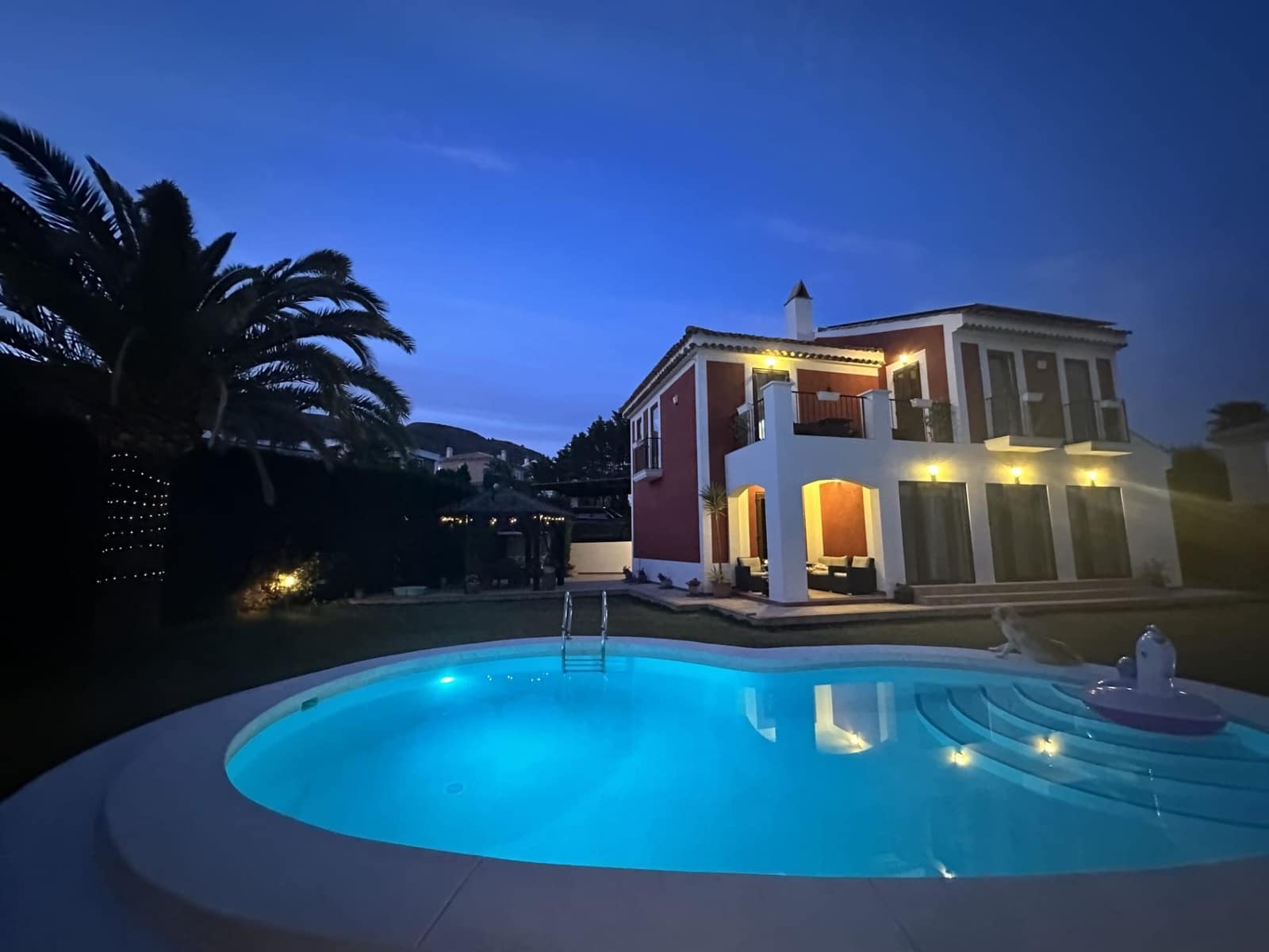 4 quarto Moradia para venda em Finestrat com piscina garagem - 1 050 000 € (Ref: 10005116)