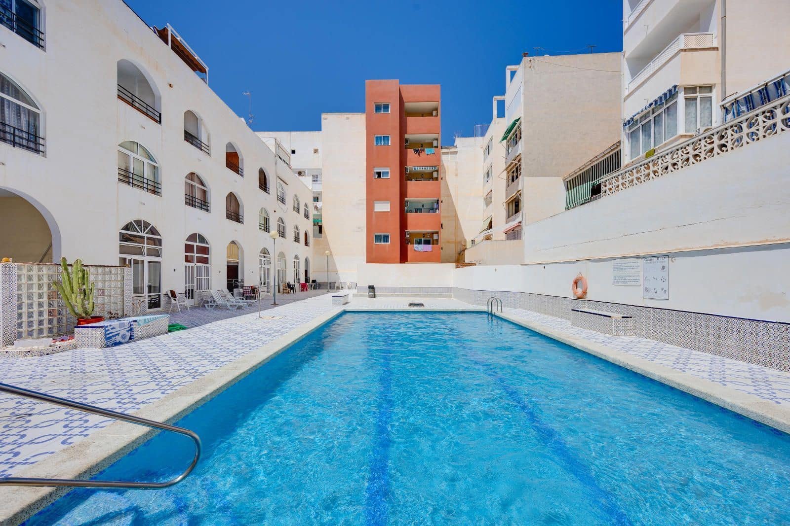 1 soveværelse Lejlighed til salg i Torrevieja - € 132.969 (Ref: 10006207)