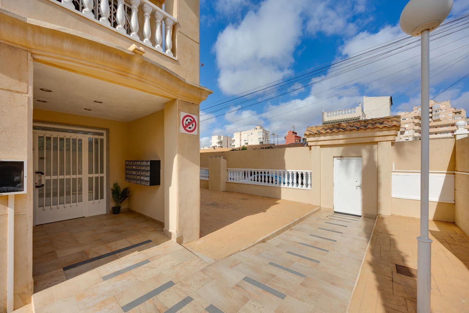 2 quarto Apartamento para venda em Torrevieja com piscina - 164 969 € (Ref: 10006210)