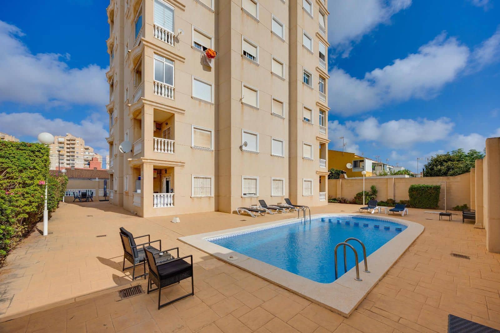 2 quarto Apartamento para venda em Torrevieja com piscina - 164 969 € (Ref: 10006210)