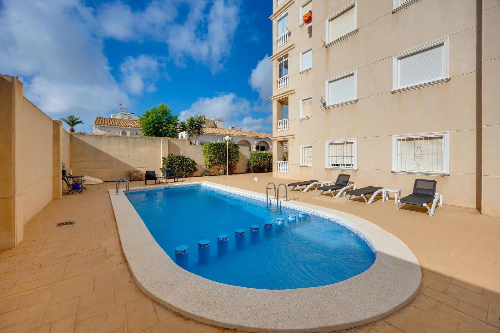 2 quarto Apartamento para venda em Torrevieja com piscina - 164 969 € (Ref: 10006210)
