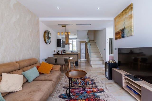 3 sypialnia Willa na sprzedaż w Ciudad Quesada, Rojales z basenem garażem - 399 000 € (Ref: 10006213)