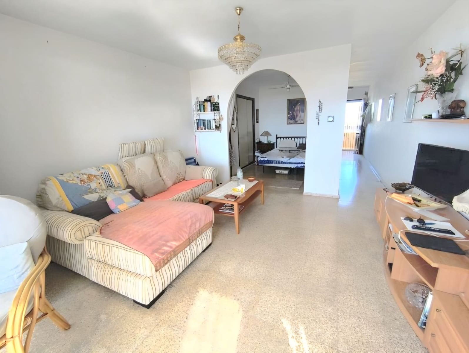 1 soverom Penthouse til salgs i Torrevieja - € 139 000 (Ref: 10006214)