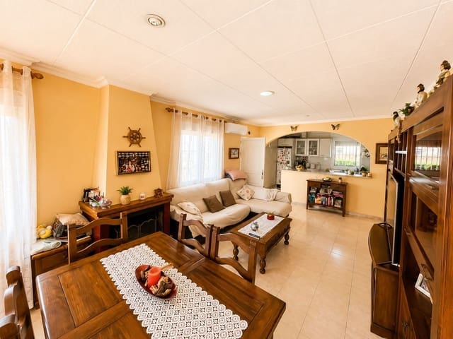 5 soveværelse Villa til salg i Torrevieja - € 399.000 (Ref: 10015072)