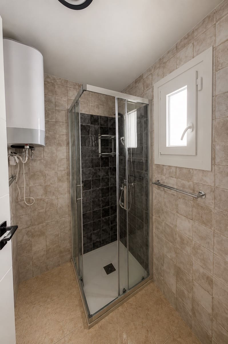 2 bedroom Apartment for sale in Torrevieja with pool - € 125,000 (Ref: 10018221)
