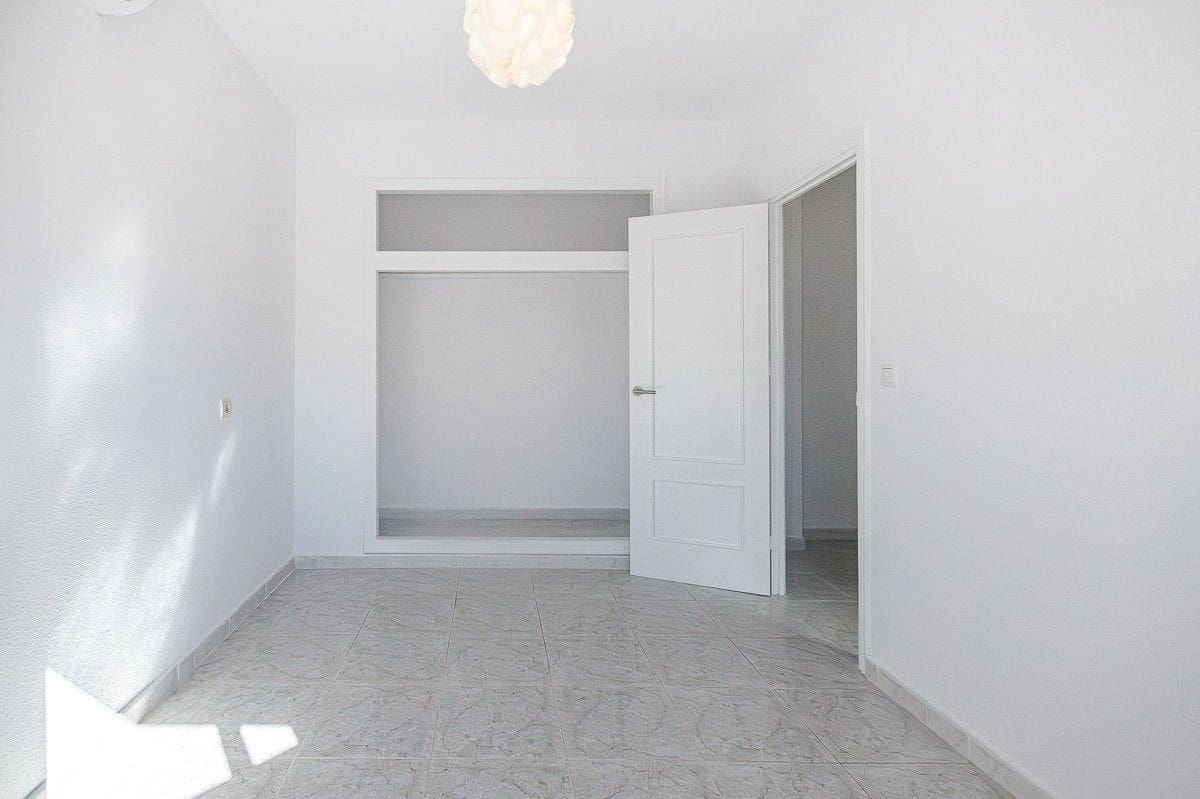 3 Zimmer Villa zu verkaufen in San Miguel de Salinas - 149.950 € (Ref: 10020139)