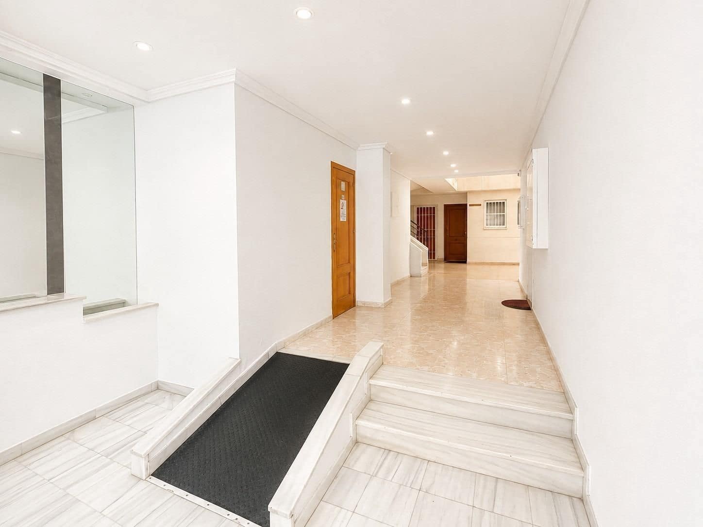 1 chambre Appartement à vendre à Torrevieja avec piscine - 107 260 € (Ref: 10020141)