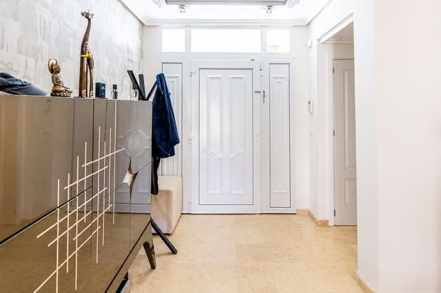 5 slaapkamer Villa te koop in Cañada del Molino, Torrevieja met zwembad garage - € 1.170.000 (Ref: 10023565)