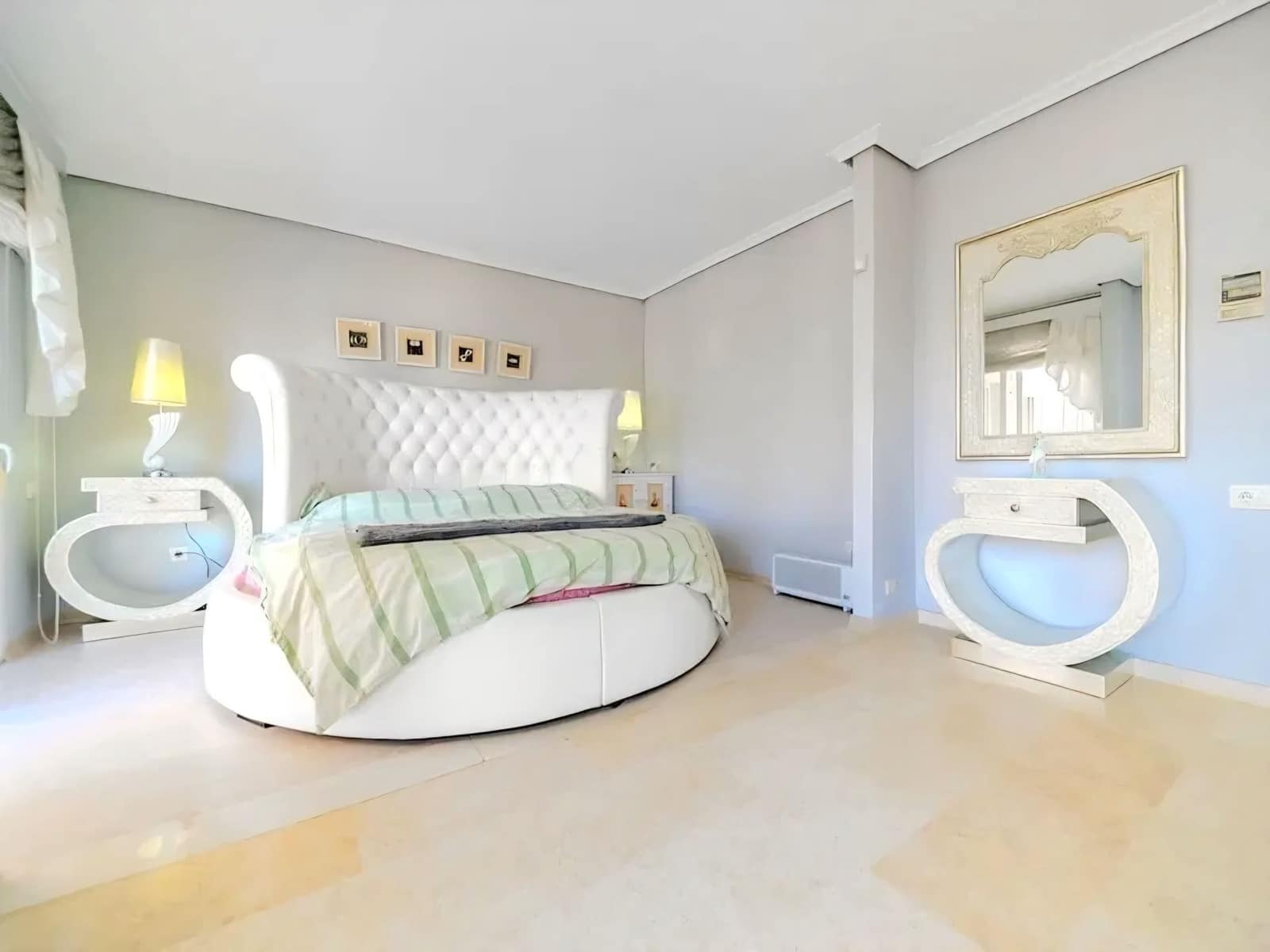 5 slaapkamer Villa te koop in Torrevieja met zwembad garage - € 1.170.000 (Ref: 10023565)
