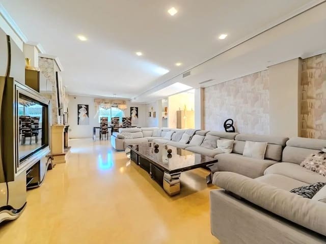 5 slaapkamer Villa te koop in Cañada del Molino, Torrevieja met zwembad garage - € 1.170.000 (Ref: 10023565)