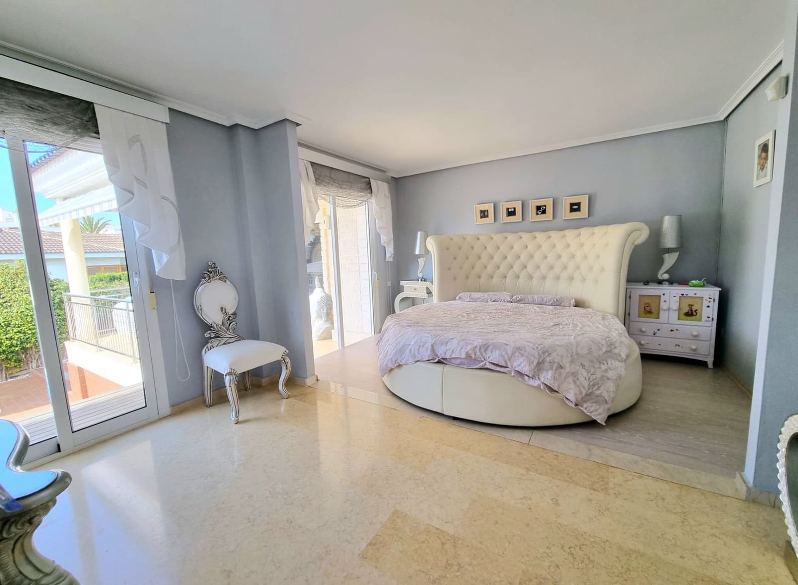 5 slaapkamer Villa te koop in Torrevieja met zwembad garage - € 1.170.000 (Ref: 10023565)