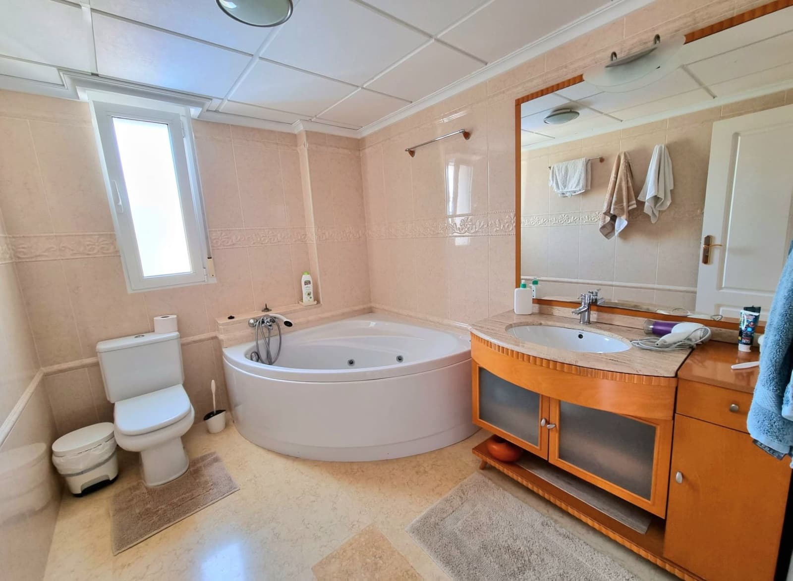 5 slaapkamer Villa te koop in Torrevieja met zwembad garage - € 1.170.000 (Ref: 10023565)