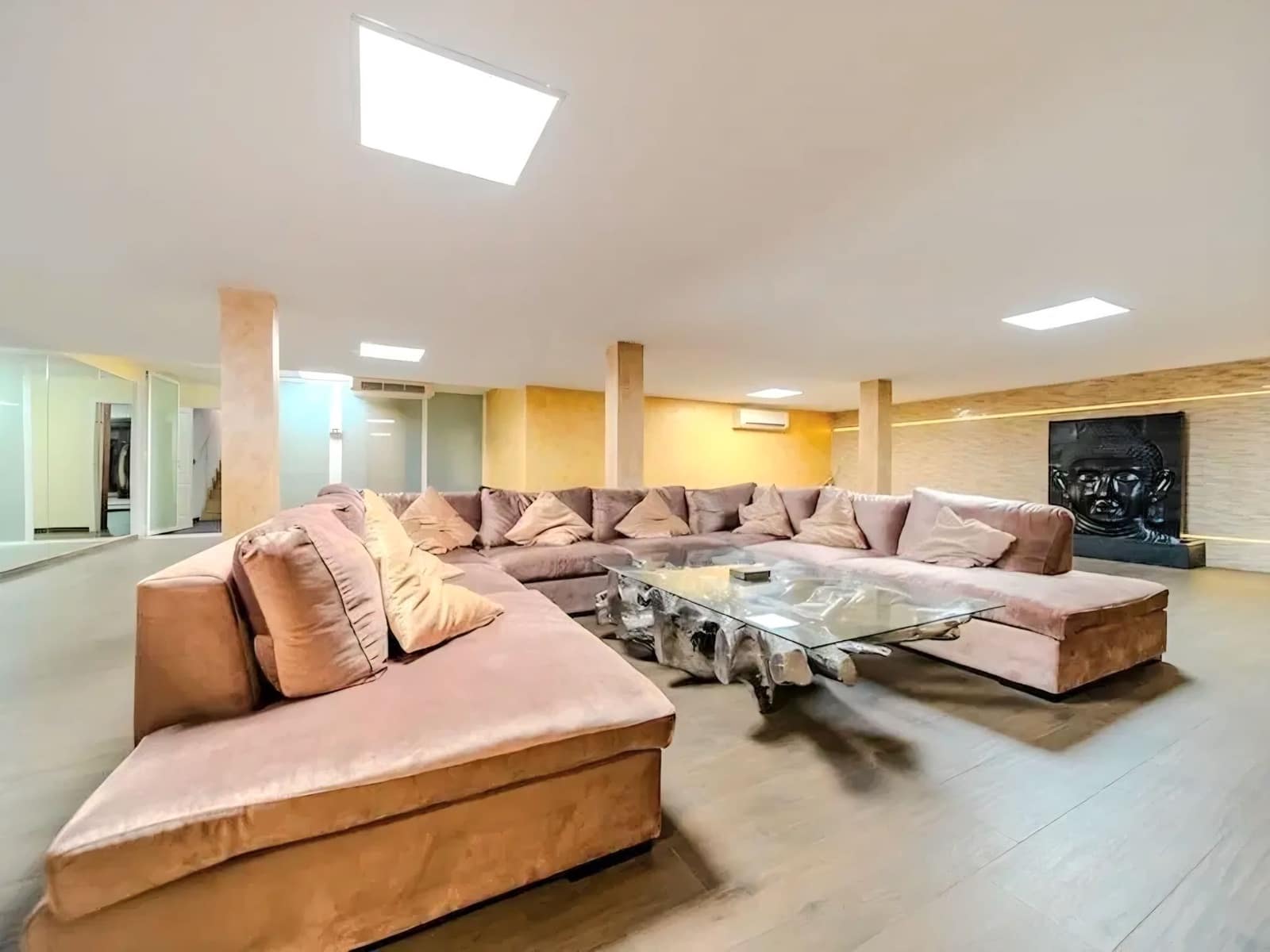 5 slaapkamer Villa te koop in Torrevieja met zwembad garage - € 1.170.000 (Ref: 10023565)