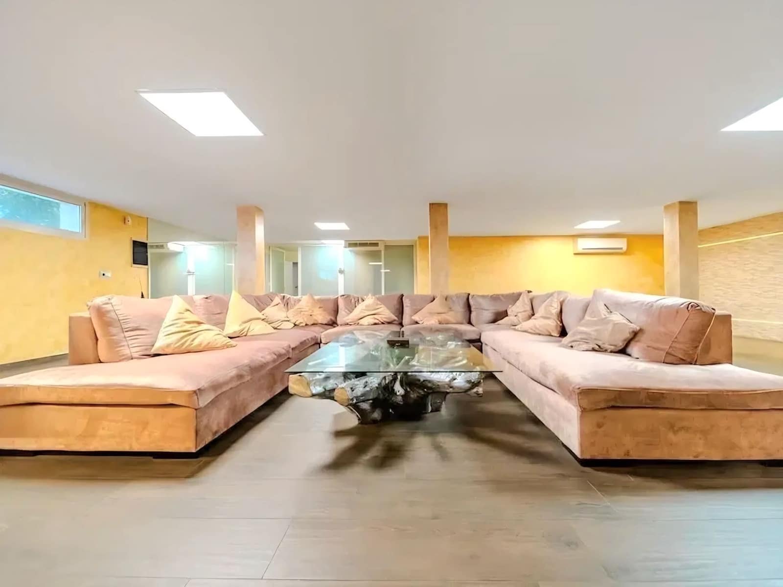 5 slaapkamer Villa te koop in Torrevieja met zwembad garage - € 1.170.000 (Ref: 10023565)