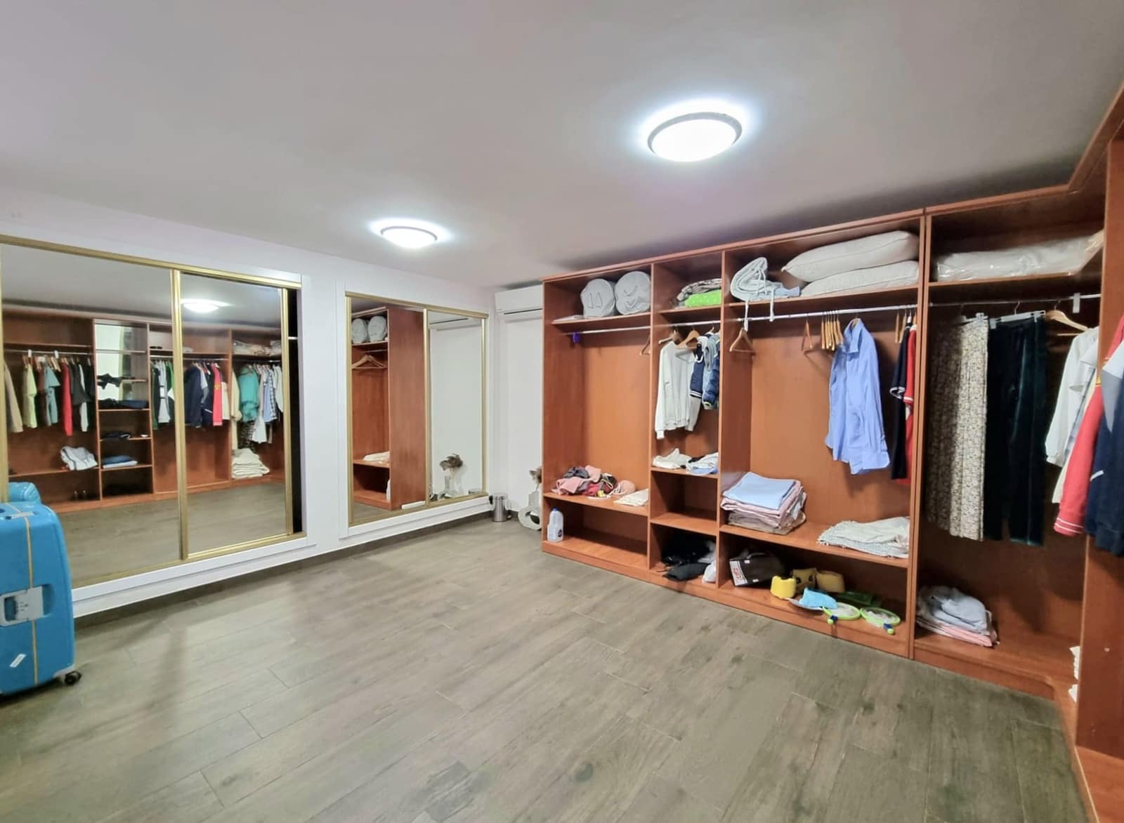 5 slaapkamer Villa te koop in Torrevieja met zwembad garage - € 1.170.000 (Ref: 10023565)