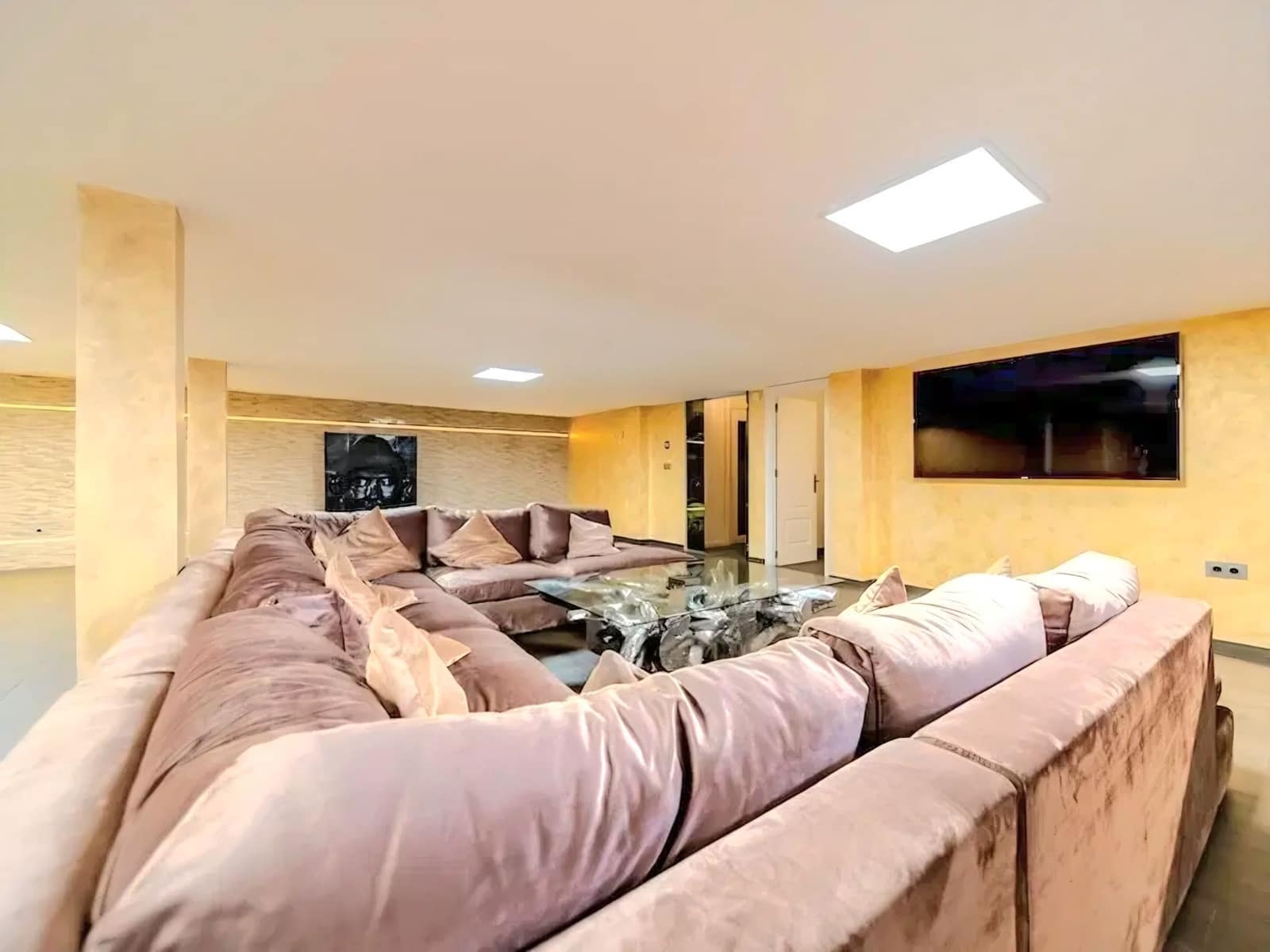 5 slaapkamer Villa te koop in Torrevieja met zwembad garage - € 1.170.000 (Ref: 10023565)