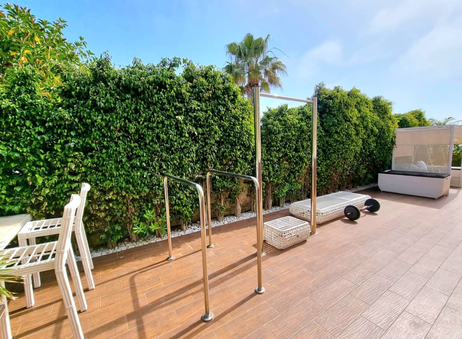 5 slaapkamer Villa te koop in Torrevieja met zwembad garage - € 1.170.000 (Ref: 10023565)