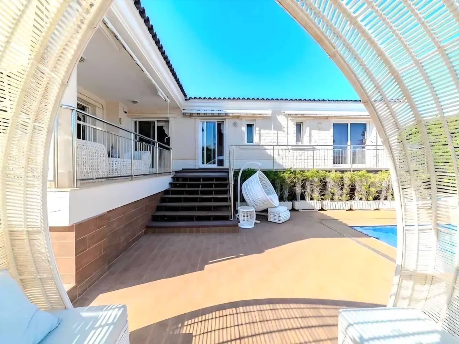 5 slaapkamer Villa te koop in Torrevieja met zwembad garage - € 1.170.000 (Ref: 10023565)