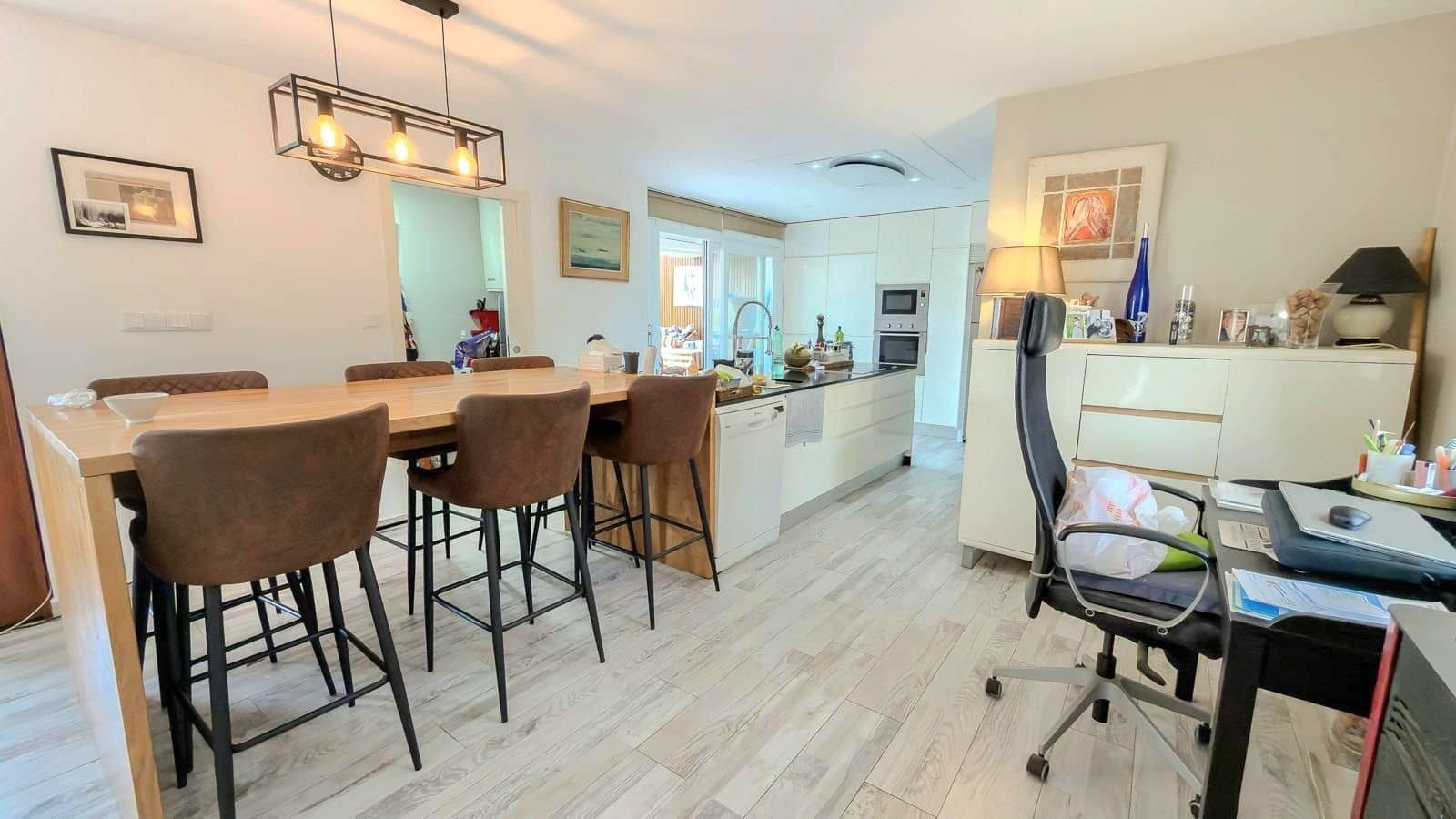 2 bedroom Villa for sale in Torrevieja with pool garage - € 465,000 (Ref: 10025095)