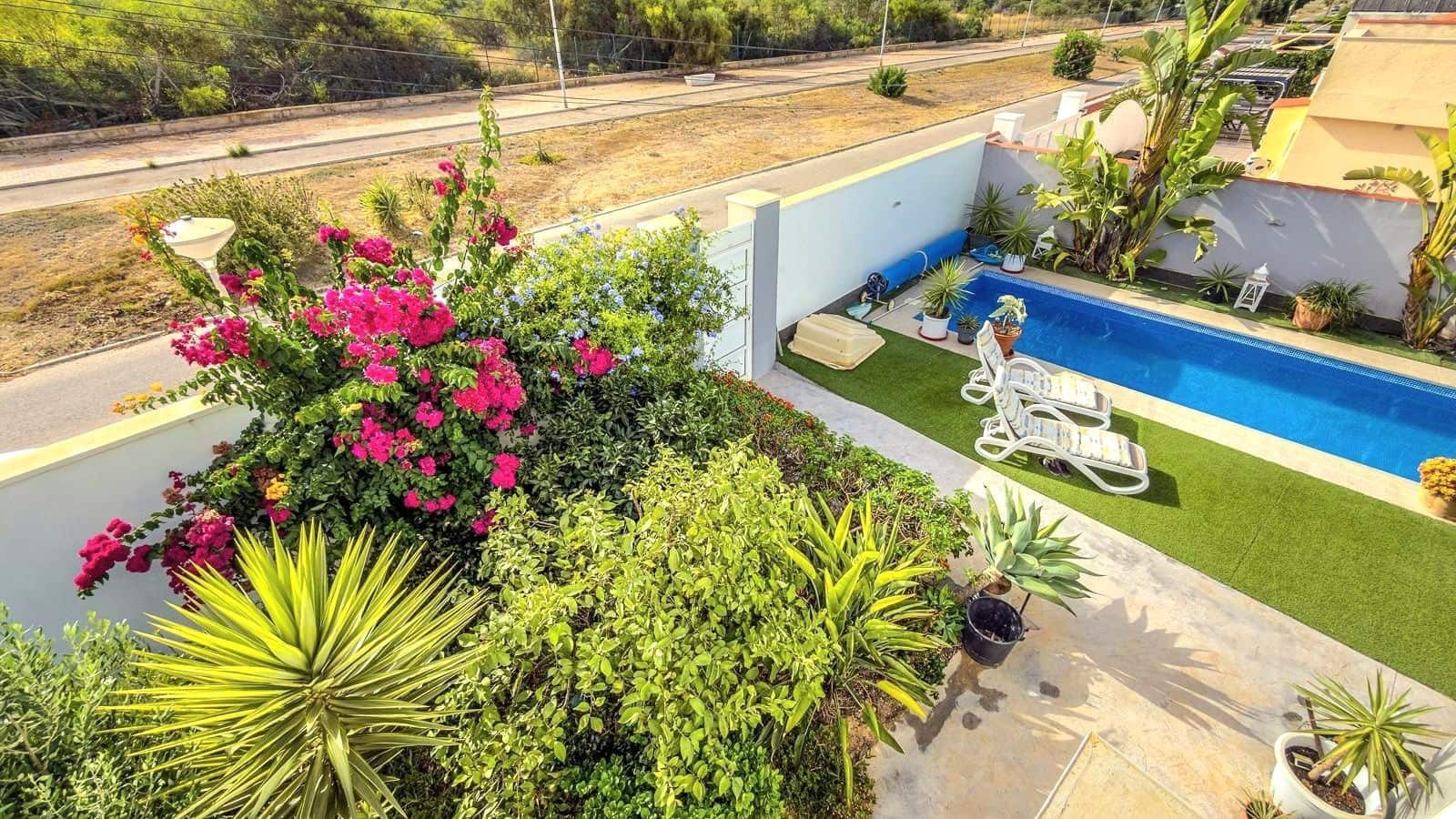2 bedroom Villa for sale in Torrevieja with pool garage - € 465,000 (Ref: 10025095)