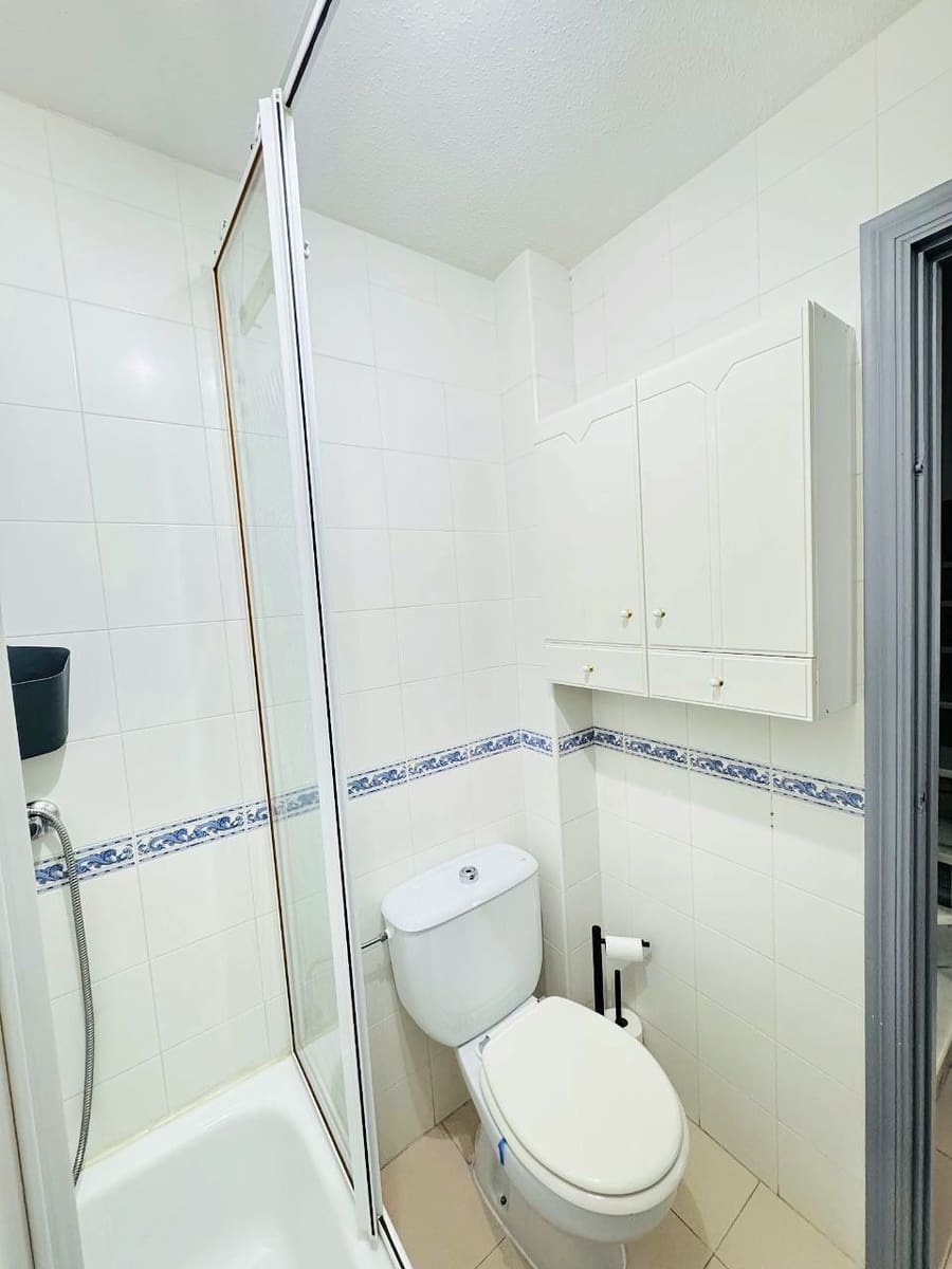 4 soveværelse Semi-Rækkehus til salg i Orihuela Costa med swimmingpool garage - € 219.000 (Ref: 10026766)