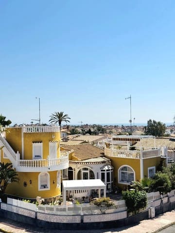 4 soveværelse Semi-Rækkehus til salg i La Florida, Orihuela med swimmingpool garage - € 219.000 (Ref: 10026766)