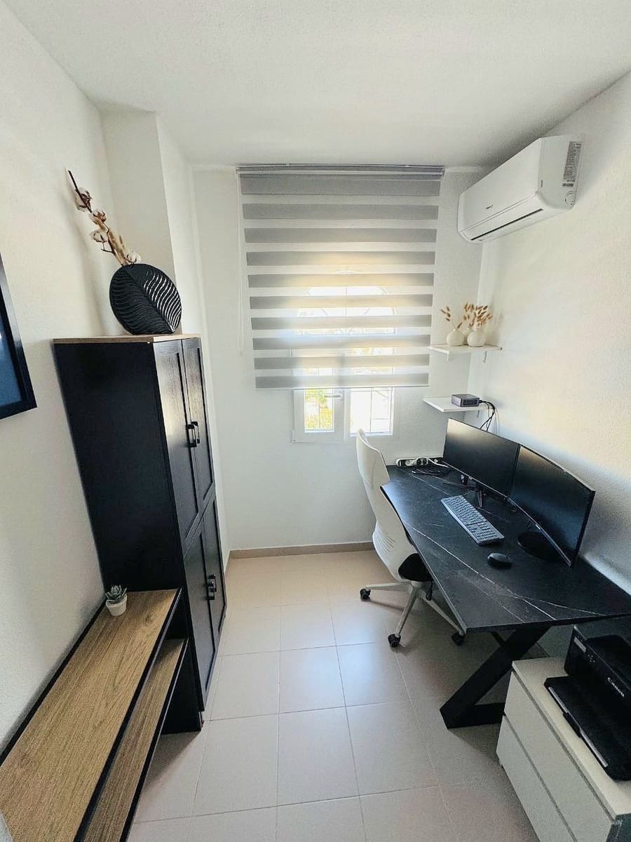 4 soveværelse Semi-Rækkehus til salg i Orihuela Costa med swimmingpool garage - € 219.000 (Ref: 10026766)