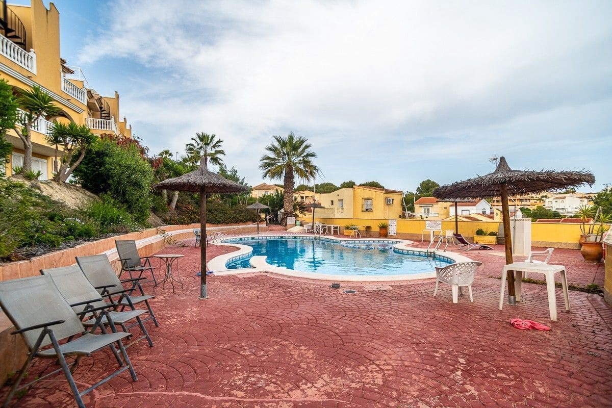 2 Zimmer Villa zu verkaufen in San Fulgencio mit Pool Garage - 288.000 € (Ref: 10027713)