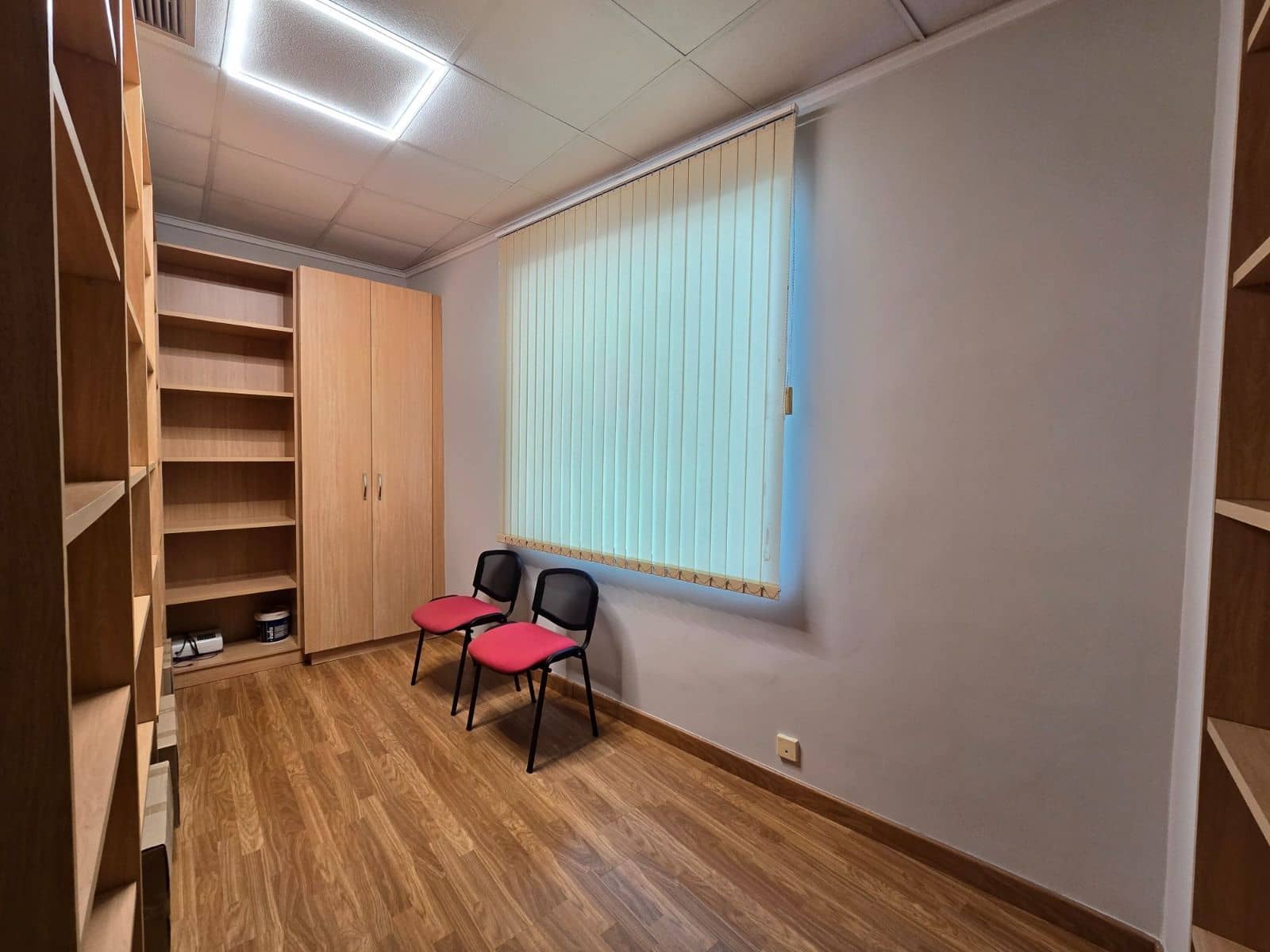 3 sypialnia Komercyjne na sprzedaż w Torrevieja - 135 000 € (Ref: 10031474)