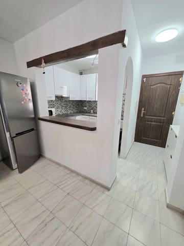 4 bedroom Townhouse for sale in Playa de los Locos, Torrevieja - € 176,000 (Ref: 10031475)