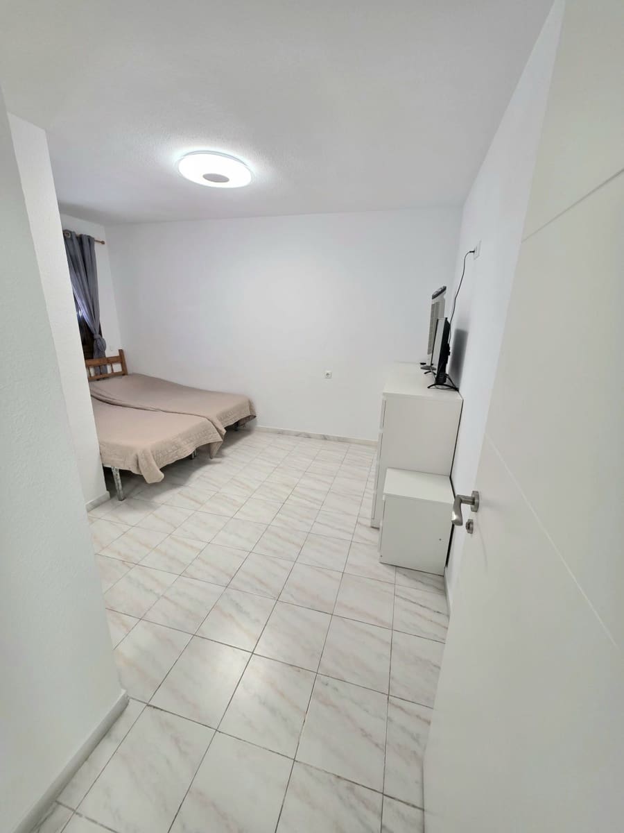 4 chambre Maison de Ville à vendre à Torrevieja - 176 000 € (Ref: 10031475)