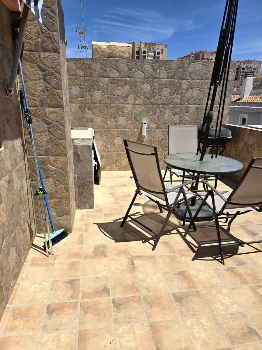 4 chambre Maison de Ville à vendre à Torrevieja - 176 000 € (Ref: 10031475)