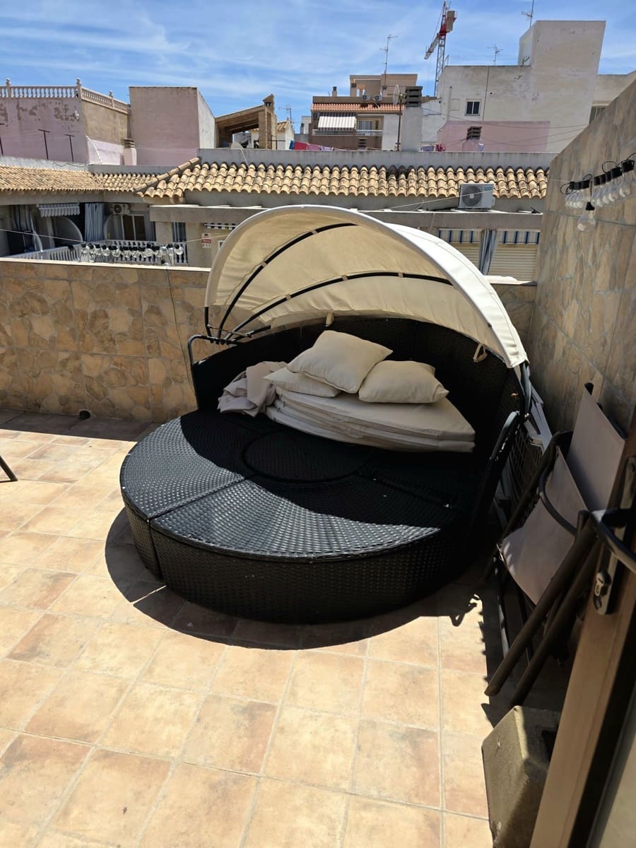 4 chambre Maison de Ville à vendre à Torrevieja - 176 000 € (Ref: 10031475)