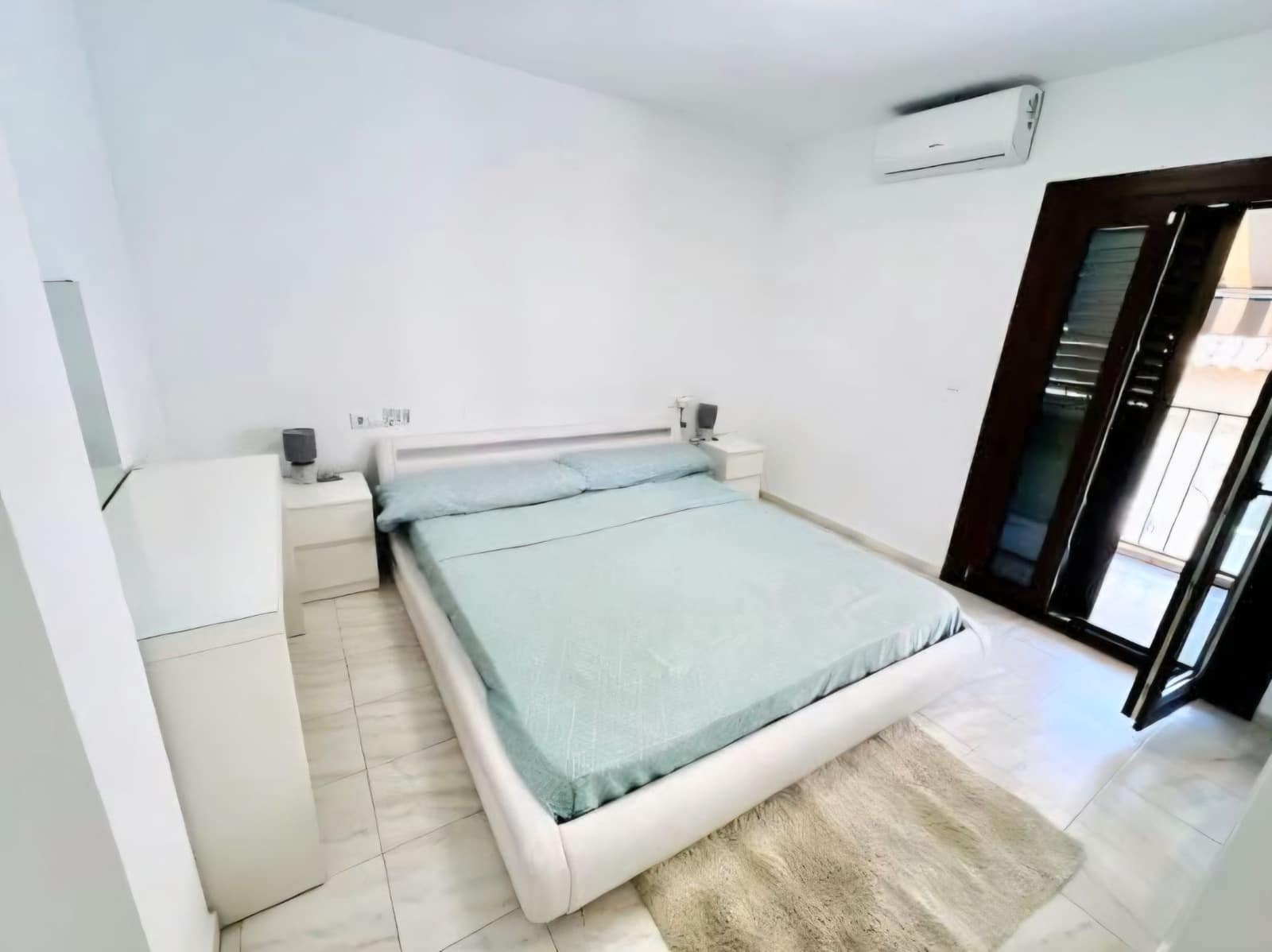 4 chambre Maison de Ville à vendre à Torrevieja - 176 000 € (Ref: 10031475)