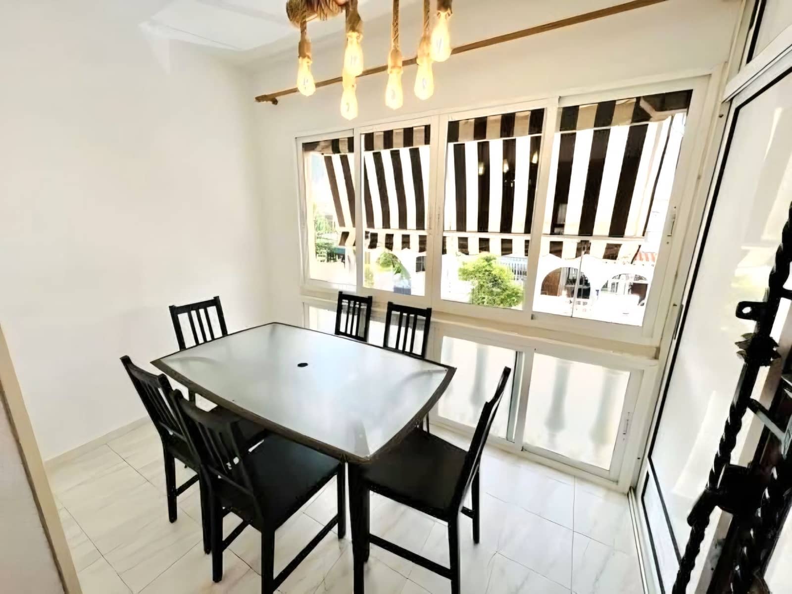 4 chambre Maison de Ville à vendre à Torrevieja - 176 000 € (Ref: 10031475)