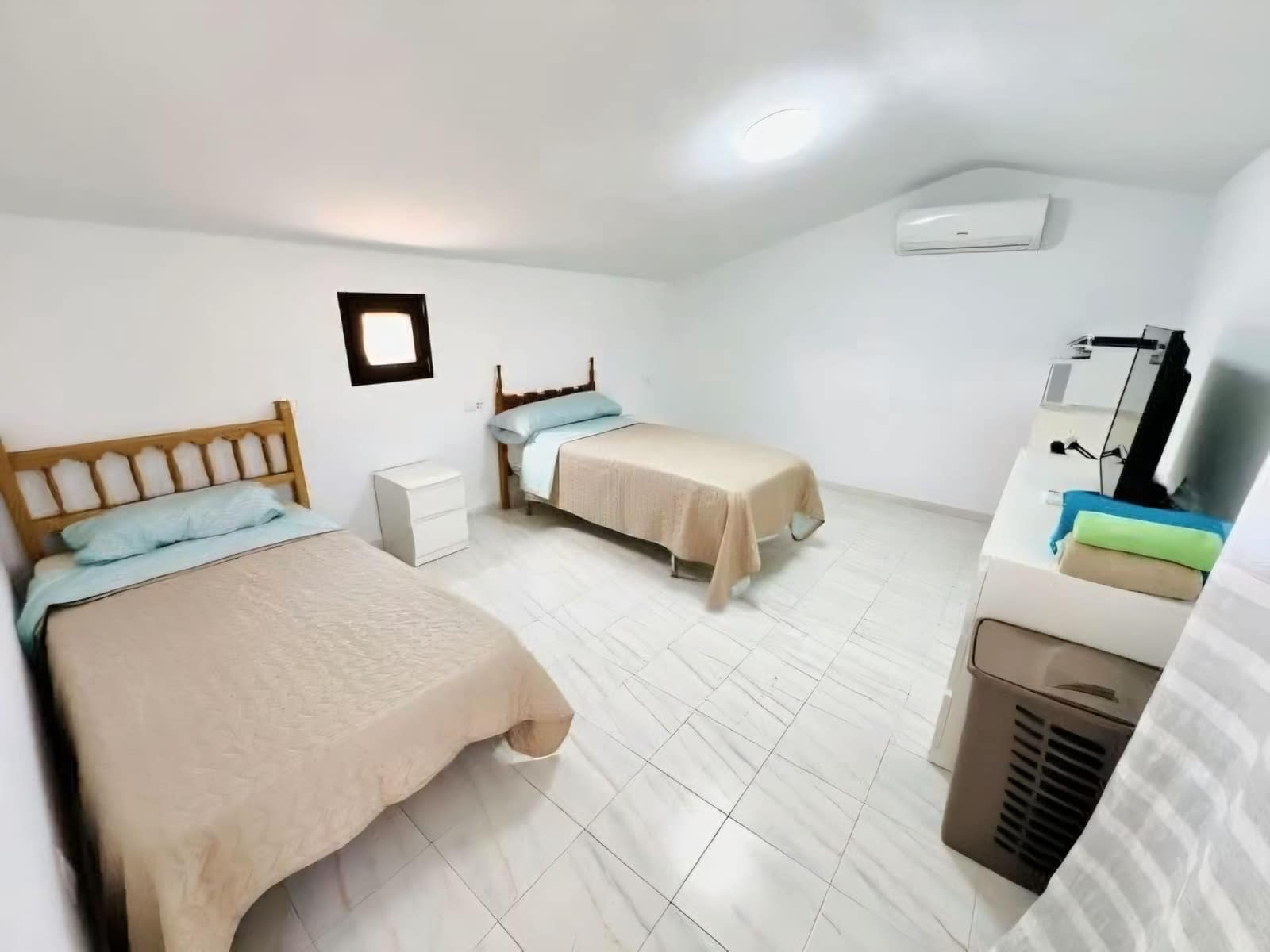 4 chambre Maison de Ville à vendre à Torrevieja - 176 000 € (Ref: 10031475)