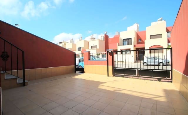 3 Zimmer Doppelhaus zu verkaufen in Parque Acuático - Sector 25, Torrevieja mit Pool Garage - 189.000 € (Ref: 10034899)