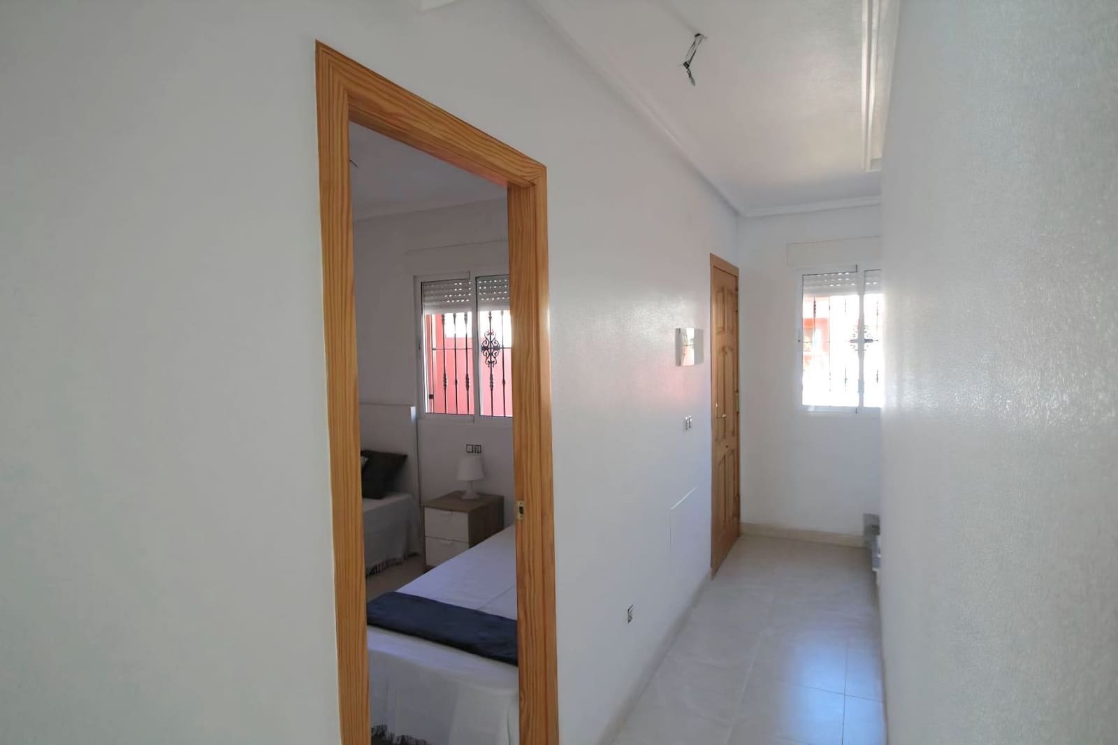 3 chambre Villa/Maison Semi-Mitoyenne à vendre à Torrevieja avec piscine garage - 189 000 € (Ref: 10034899)