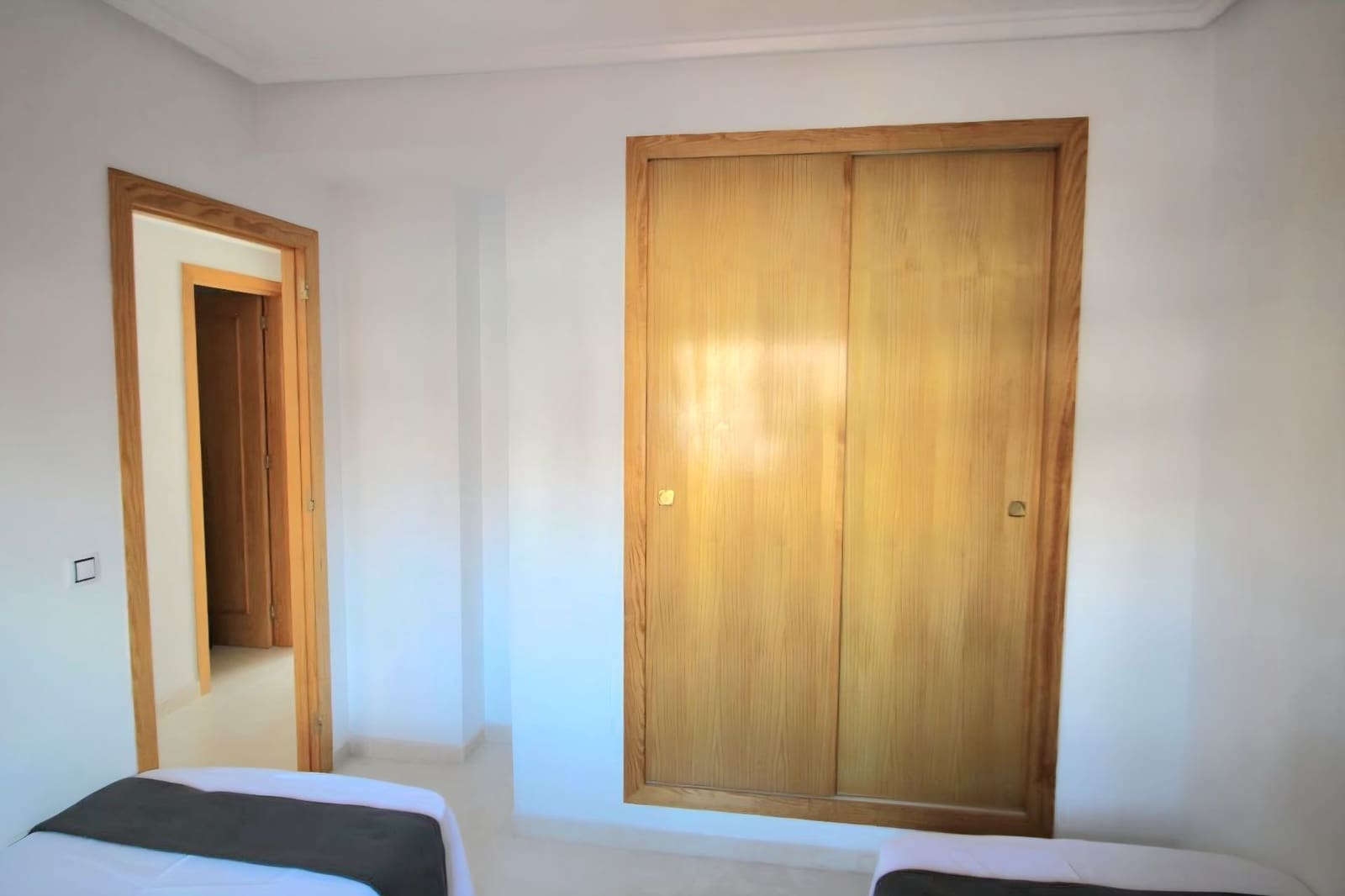 3 chambre Villa/Maison Semi-Mitoyenne à vendre à Torrevieja avec piscine garage - 189 000 € (Ref: 10034899)