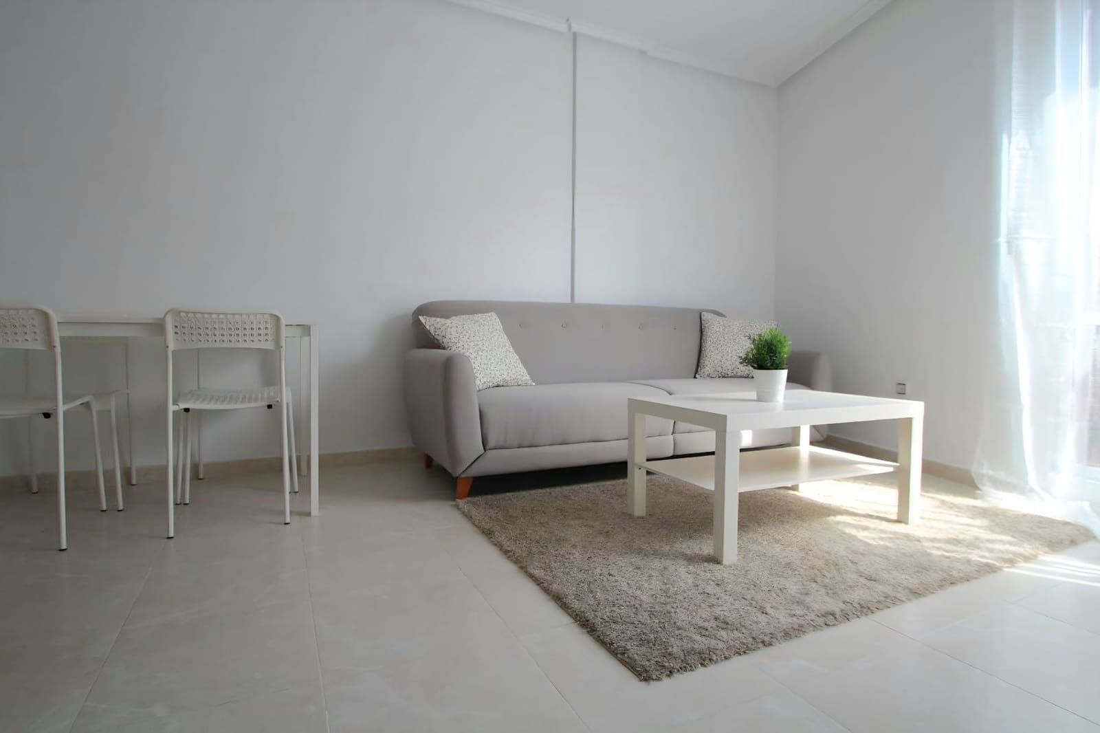 3 chambre Villa/Maison Semi-Mitoyenne à vendre à Torrevieja avec piscine garage - 189 000 € (Ref: 10034899)