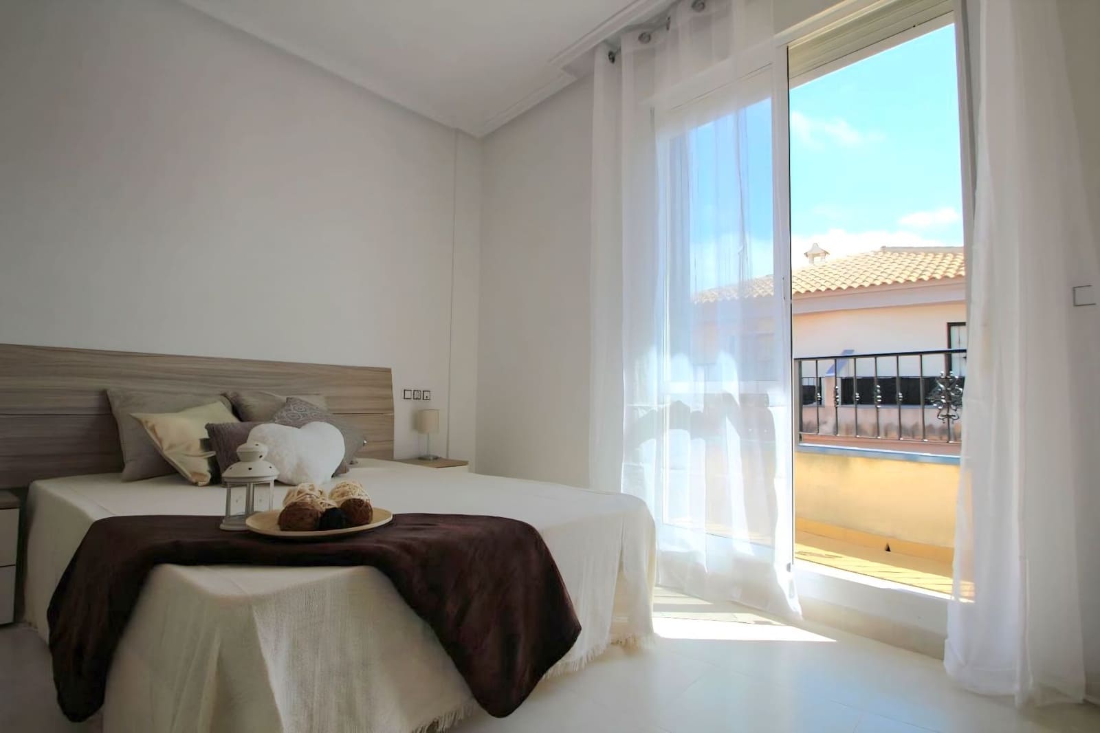 3 chambre Villa/Maison Semi-Mitoyenne à vendre à Torrevieja avec piscine garage - 189 000 € (Ref: 10034899)