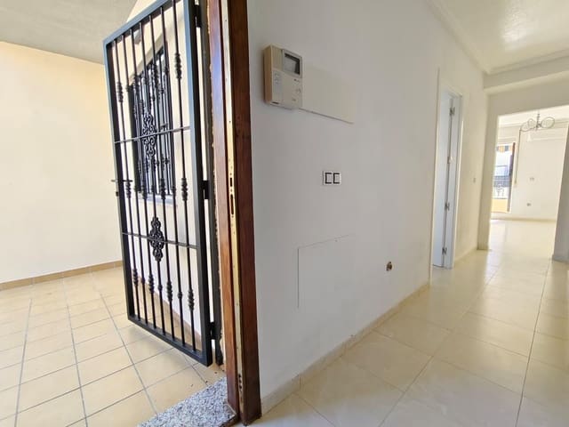 Pareado de 3 habitaciones en Parque Acuático - Sector 25, Torrevieja en venta con piscina garaje - 189.000 € (Ref: 10034899)