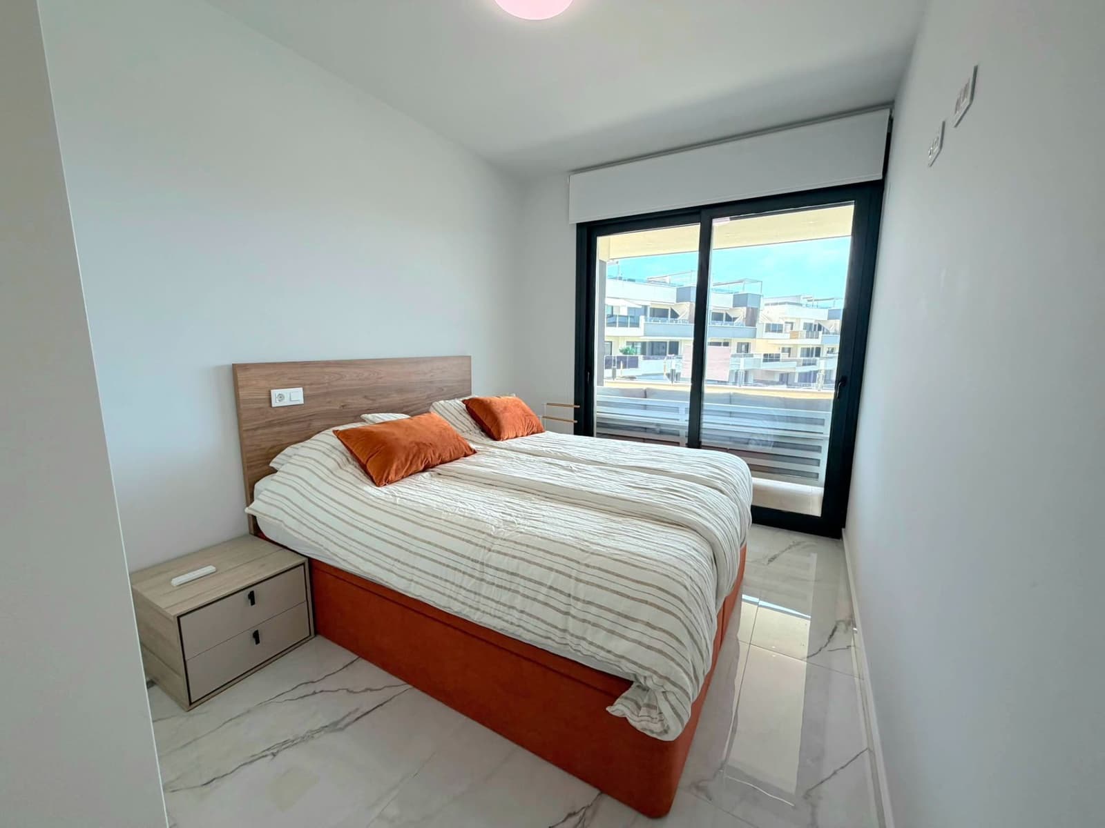 2 bedroom Apartment for sale in Orihuela Costa with pool garage - € 330,000 (Ref: 10034901)