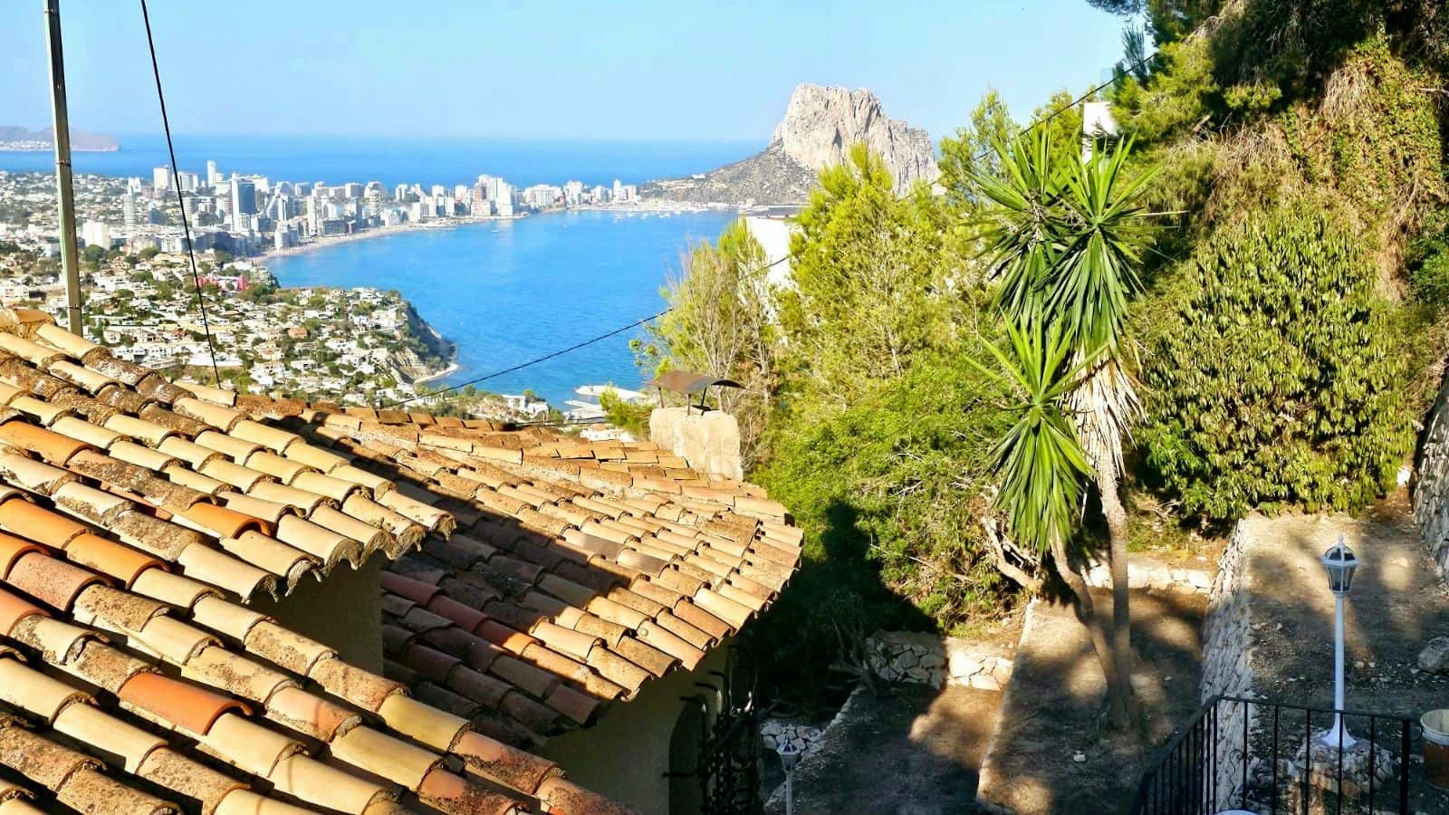 3 makuuhuone Huvila myytävänä paikassa Calpe / Calp mukana 
autotalli - 485 000 € (Ref: 10034902)