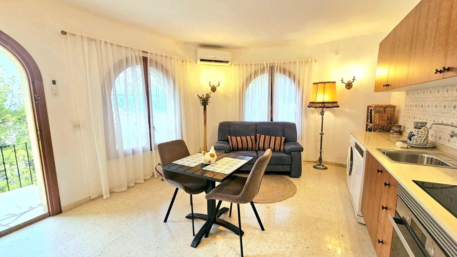 3 makuuhuone Huvila myytävänä paikassa Calpe / Calp mukana 
autotalli - 485 000 € (Ref: 10034902)