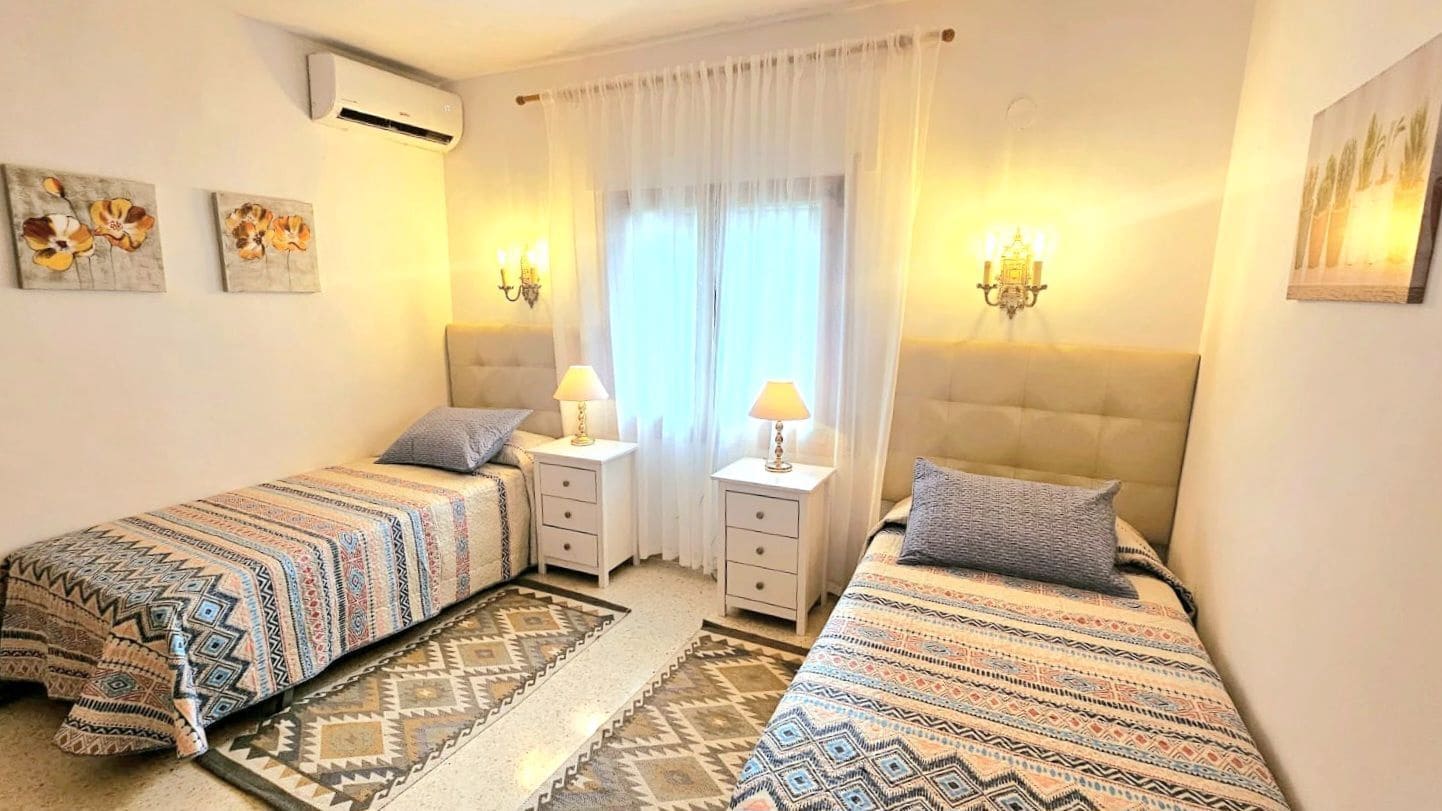 3 makuuhuone Huvila myytävänä paikassa Calpe / Calp mukana 
autotalli - 485 000 € (Ref: 10034902)